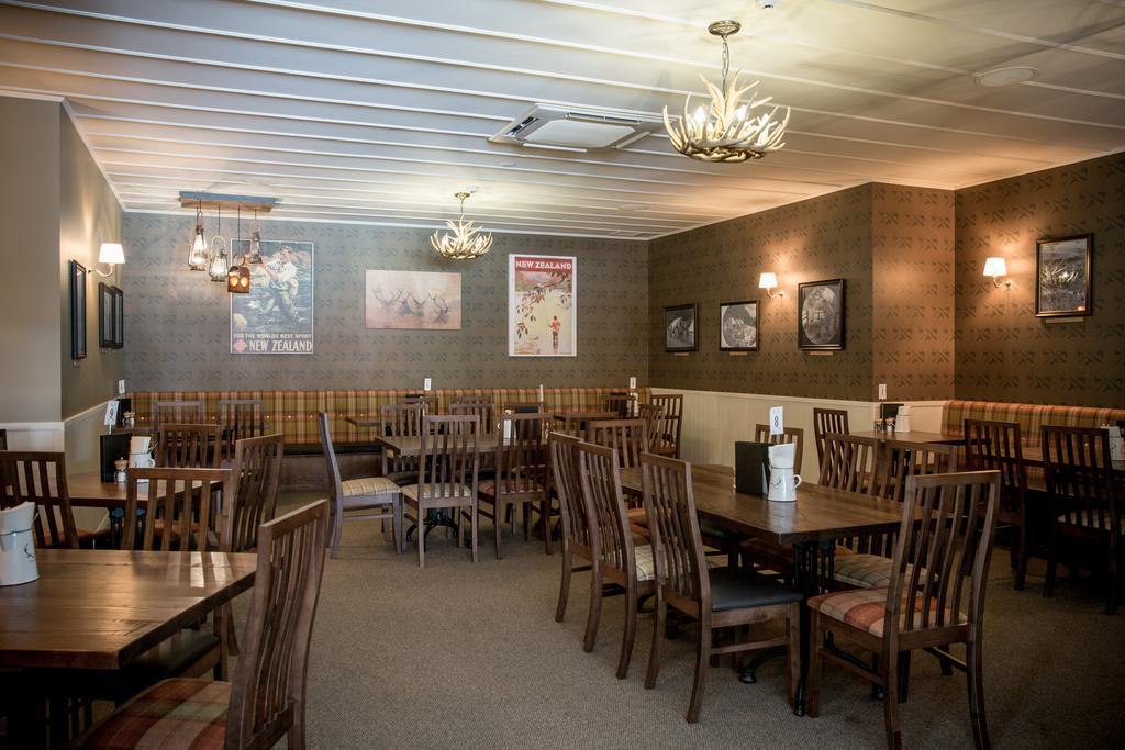 The Harvest Hotel Cromwell Extérieur photo